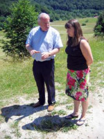 Simona Kaligaric and Frits Hesselink evaluating the strategic communication project